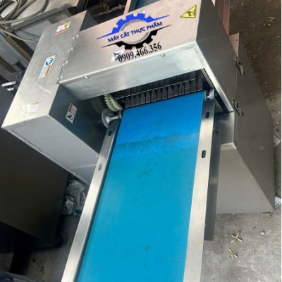 MÁY CẮT THỊT DẠNG SỢI VÀ KHỐI VUÔNG CÔNG NGHIỆP