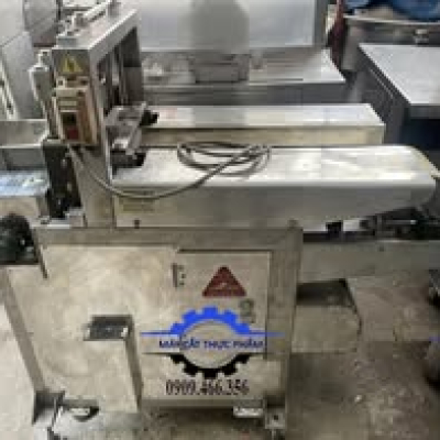 máy cắt vuông cải chua công nghiệp