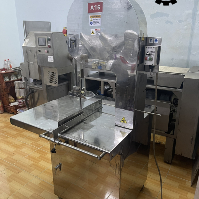 Máy cưa thịt đông, cưa cốt lết