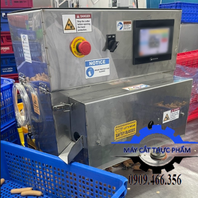 Máy Cắt Xúc Xích Tự Động Tốc Độ Cao – Công Nghệ Đức, Sản Xuất Tại Việt Nam