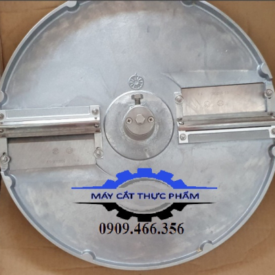 Gia công lưỡi dao cắt sợi rau củ và hàng cứng